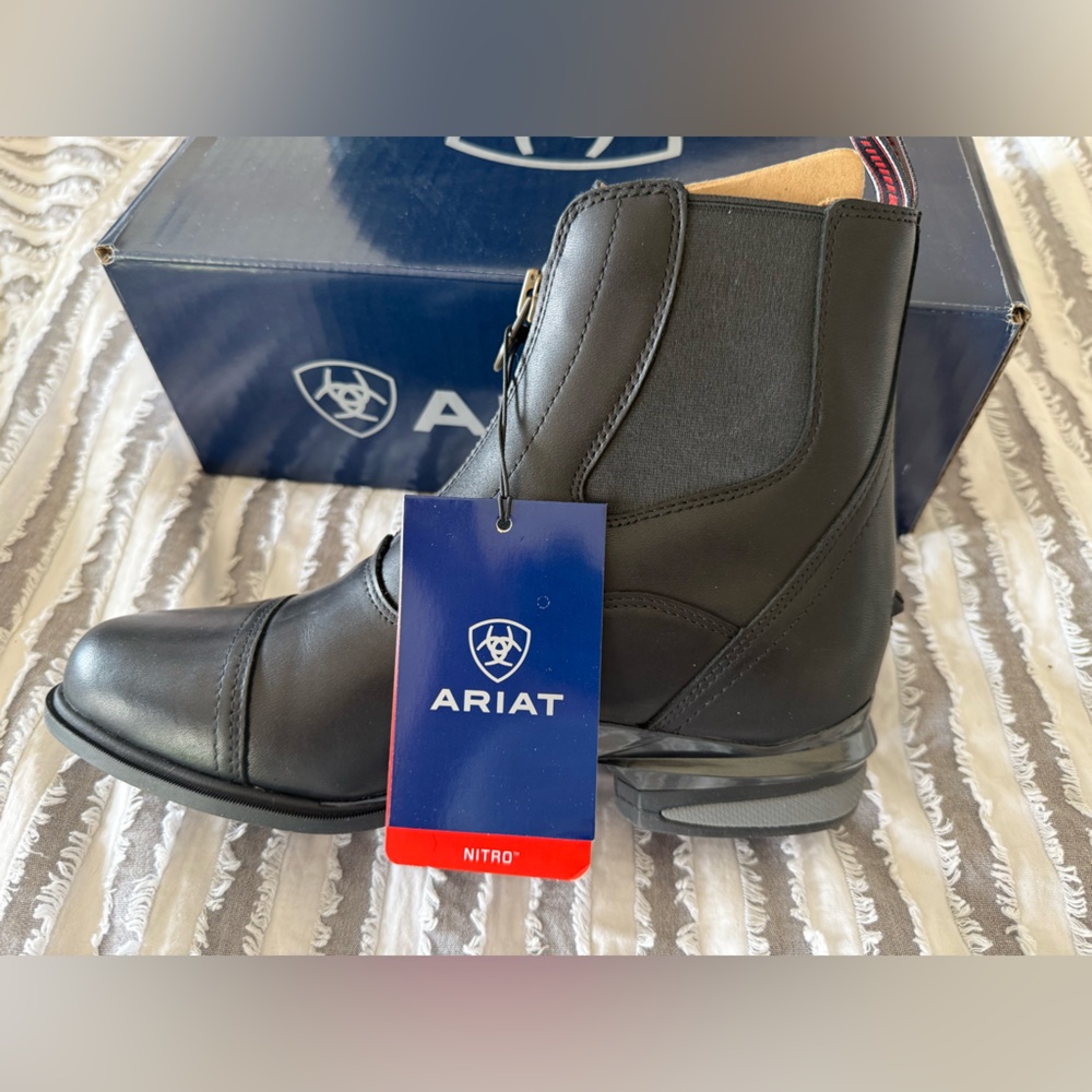 Ariat Nitro - Black Leather Equestrian Paddock Boots. Women’s 7.5 “New in Box”